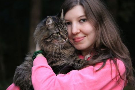 5 maneiras de manter seu gato feliz e saudável