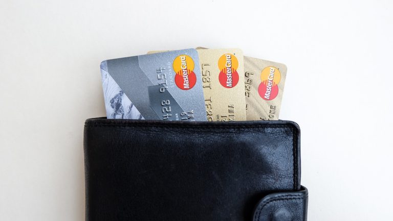 Como solicitar um cartão de crédito online